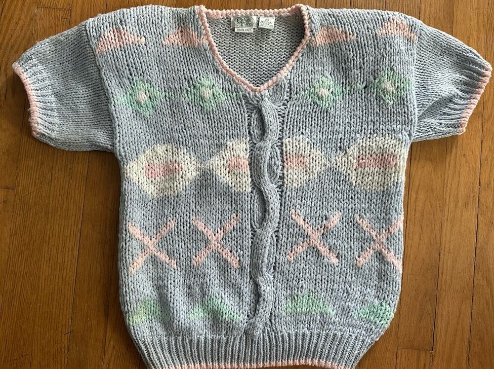 Vintage Hand Knit Sweater Short Sleeve Blue Pink VNeck Chelsea Place Size Medium